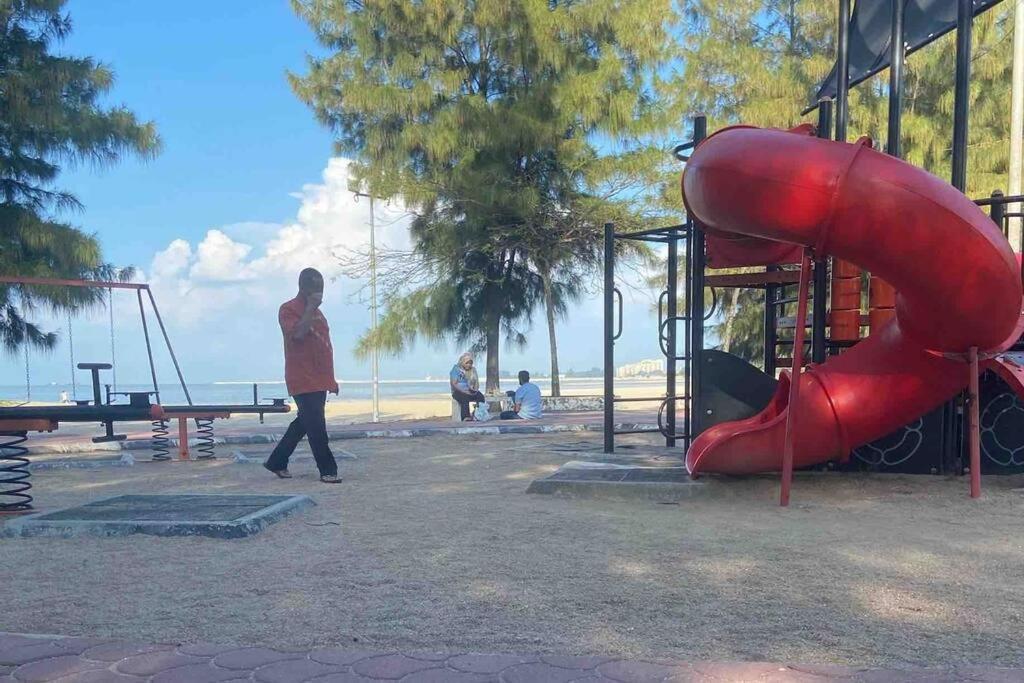Melaka Beach Villa Kelebang Besar Экстерьер фото
